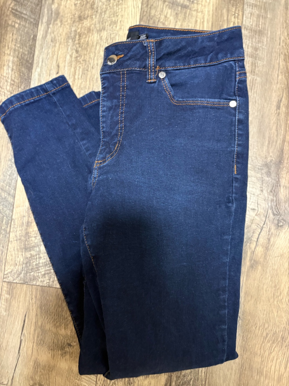 Tahari Women's Straight Jeans in Dark Blue